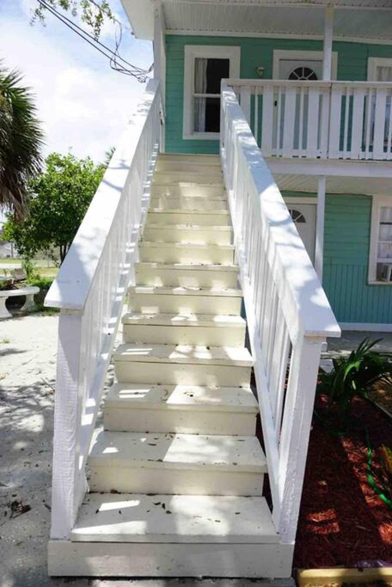 Appartamento Pets Ok! Steps To Ocean Center Walk To Beach! Daytona Beach Esterno foto